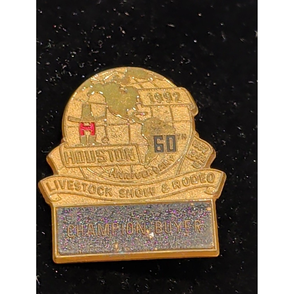 Vtg 1992 Houston Livestock Show Rodeo 60th Anniversary Champion Buyer Pin Gold - Picture 2 of 4